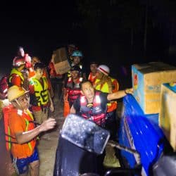 صور.. 85 قرية في ميانمار خالية من السكان عقب انهيار سد وغرق الشوارع