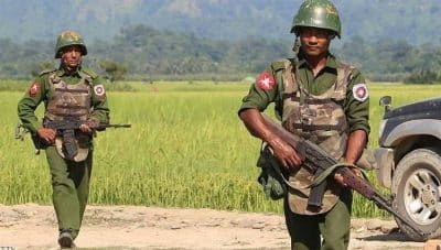 شاحنة نفايات تهرب 40 سجيناً في ميانمار