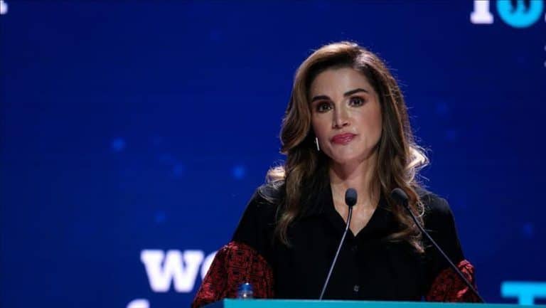الملكة رانيا : العالم صامت حتى الآن إزاء مجزرة ميانمار ضد الروهنغيا