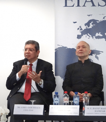 ماليزيا تدعو إلى عقد حوار ديني مع أوروبا لحل أزمة الروهنغيا وإنقاذهم