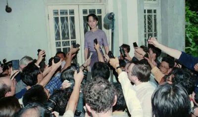 مستشارة الدولة الميانمارية تؤكد على تعزيز الحوار بين الأديان لتحقيق السلام الدائم