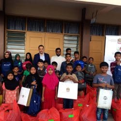 الإمارات تدشن مساعدات تعليمية لأطفال الروهنغيا في ماليزيا