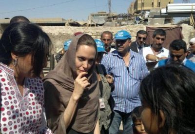 أنجلينا جولي تزور مخيمات اللاجئين الروهنغيا في بنغلادش