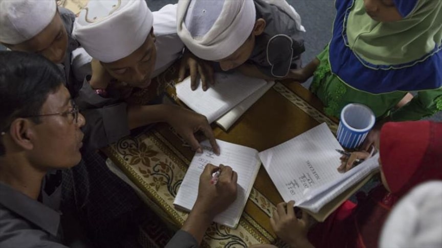 الدراسة في ماليزيا.. حلم صعب المنال لأطفال الروهنغيا