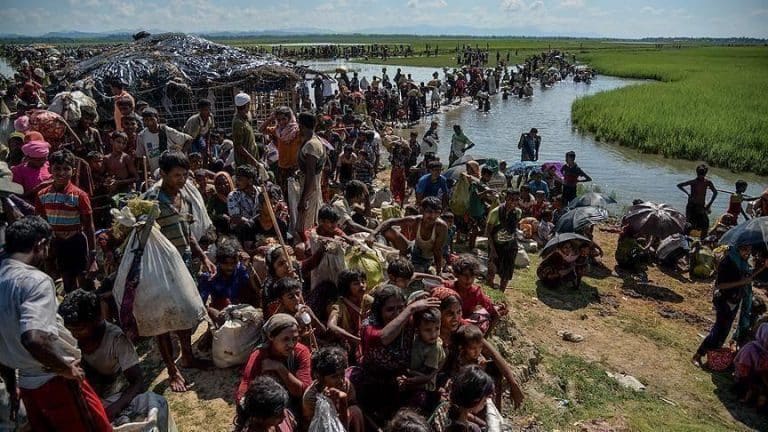 عودة الروهنغيا تهيمن على قمة "آسيان" في تايلاند (تقرير)