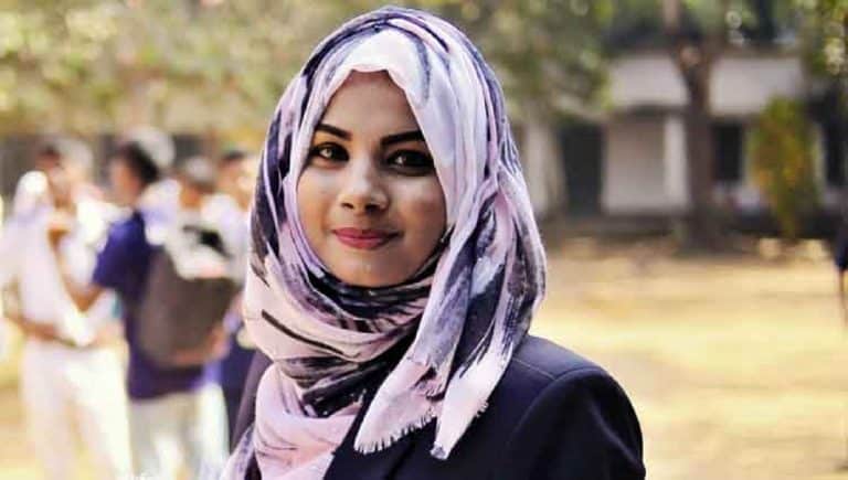 إيقاف منحة طالبة في بنغلادش بعد اكتشاف عرقيتها الروهنغية