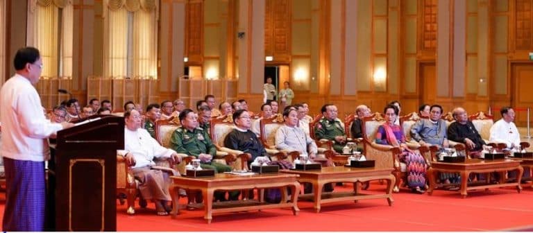سوتشي تختار ضابطين عسكريين لمرافقتها إلى محكمة لاهاي
