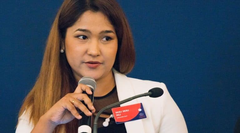 ناشطة من الروهنغيا تتحدث غن معاناتها بينما تواجه ميانمار قضية ”إبادة جماعية“