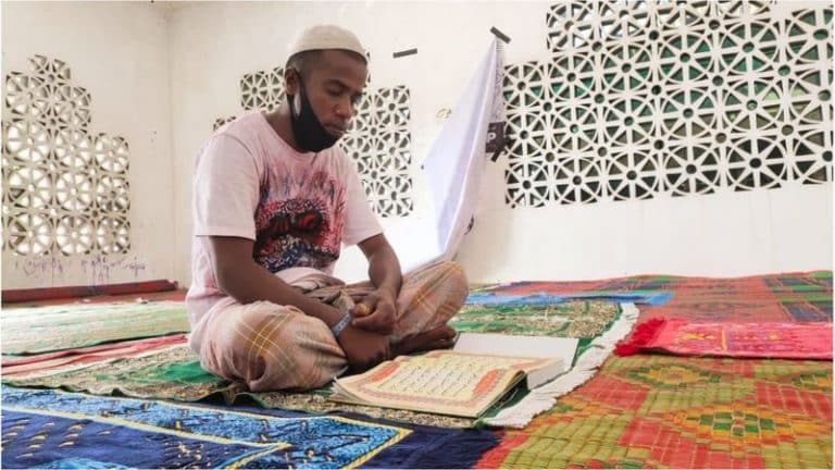 استعباد حتى الممات وحرق بالماء الساخن ... روايات يحكيها الناجون الروهنغيا اتشيه الاندونيسية