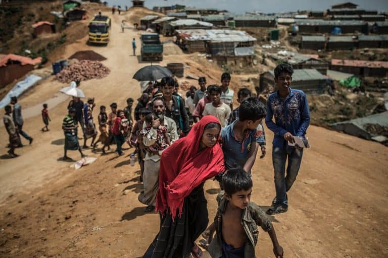 بنغلادش تضع خطة جديدة لنقل الروهنغيا من البر الرئيسي إلى جزيرة معزولة