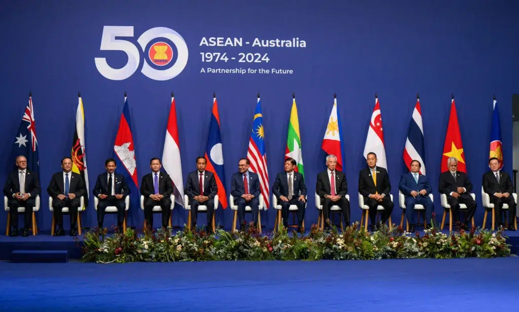 وفود رابطة دول جنوب شرق آسيا (آسيان) في القمة الخمسين للرابطة في أستراليا في مارس 2024 (صورة: Britannica)