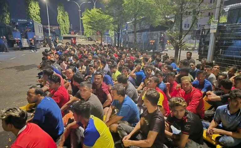 نداءات عاجلة للإفراج عن 530 لاجئاً من الروهينجا تحتجزهم السلطات الماليزية
