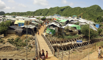 أحد مخيمات لاجئي الروهينجا المكدسة في منطقة "كوكس بازار" في بنغلادش (صورة: rising.bd)