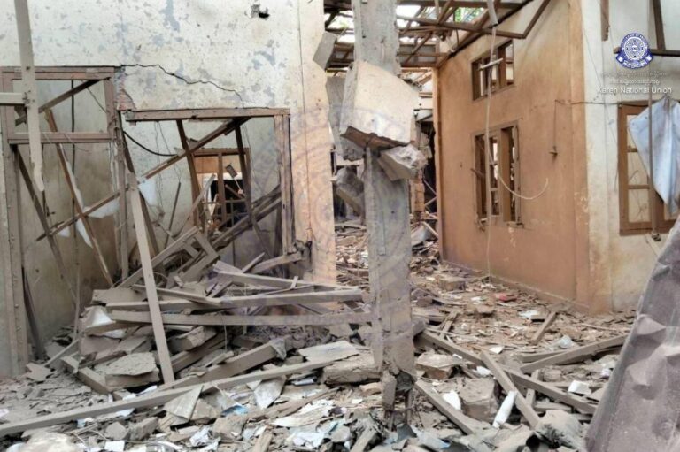 جيش ميانمار يقصف مستشفى ويشرد الآلاف رغم إعلان وقف إطلاق النار