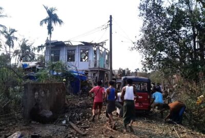 جانب من الدمار الناجم عن قصف جيش ميانمار ببلدة "كياكتاو" في أراكان، 15-5-2025 (صورة: DMG)