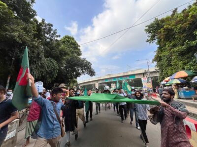 مسيرة في دكا تطالب بمحاكمة مرتكبي إبادة الروهينجا أمام المحكمة الجنائية الدولية