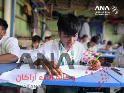 طلاب الروهينجا يؤدون امتحانات تاريخية في عامهم الثامن كلاجئين بمخيمات بنغلادش