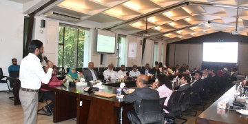 مكتب مفوض الإغاثة وإعادة اللاجئين في كوكس بازار يستقبل وفدًا يضم 28 مديرًا إضافيًا من بنك بنغلادش (صورة: RRRC)