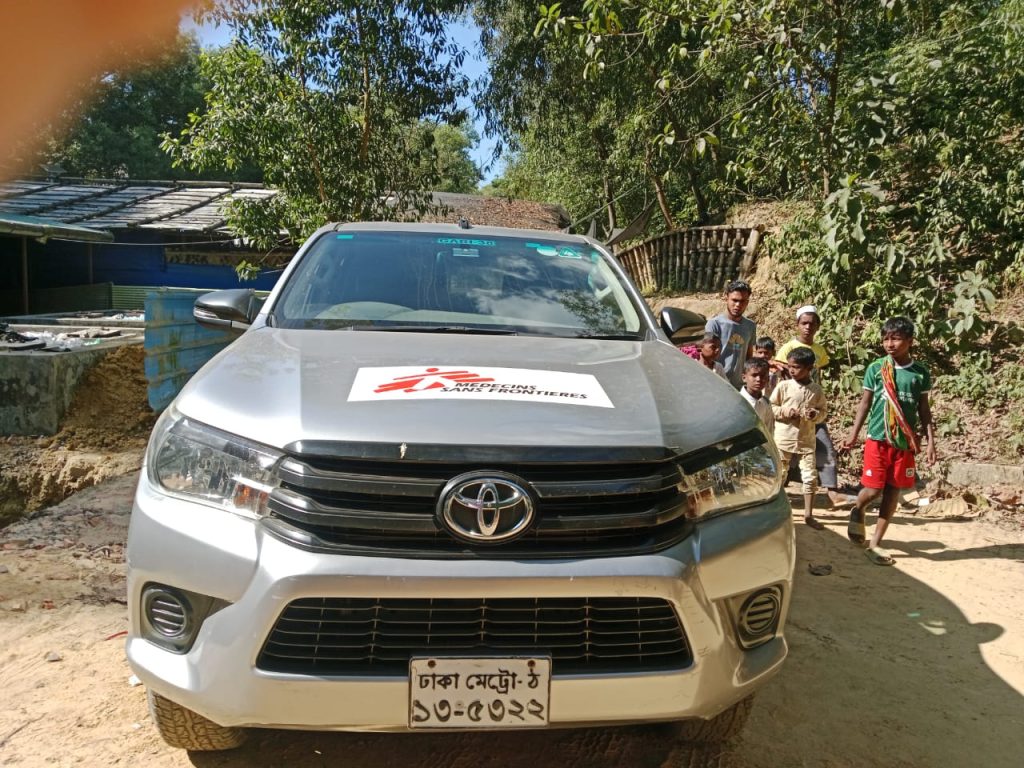 وفاة طفل روهينجي دهساً داخل مخيمات كوكس بازار تجدد المطالب بتشديد إجراءات السلامة