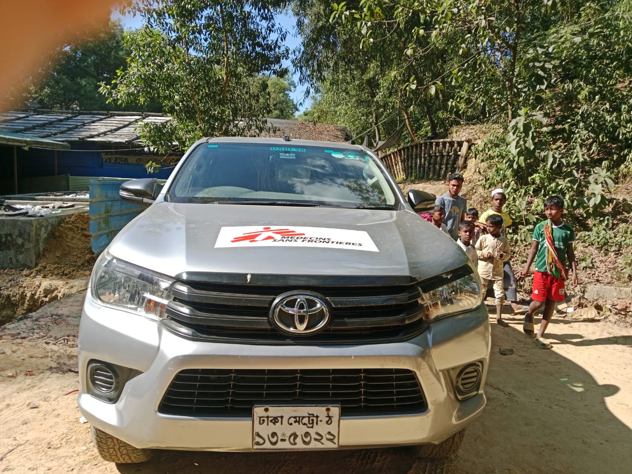 وفاة طفل روهينجي دهساً داخل مخيمات كوكس بازار تجدد المطالب بتشديد إجراءات السلامة