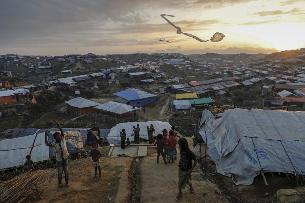 النرويج تعلن تقديم مليون دولار لدعم لاجئي الروهينجا في بنغلادش