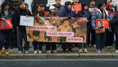 احتجاج أمام سفارة ميانمار في لندن تنديداً بعنف المجلس العسكري
