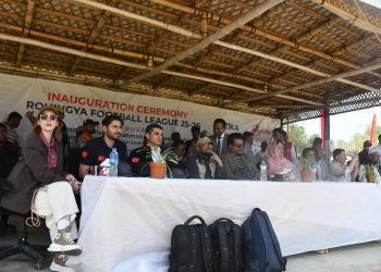 مسؤولون بنغلادشيون يراجعون أوضاع مخيمات الروهينجا في كوكس بازار