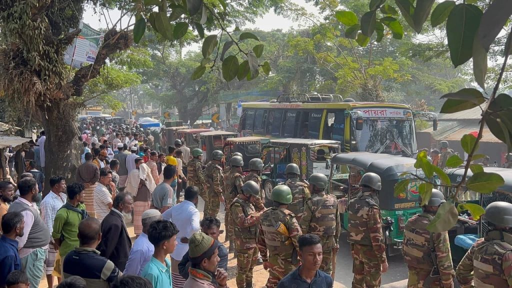 مقتل طفلة بنغلاديشية برصاص طائش عبر الحدود جراء اشتباكات داخل ميانمار قرب تكناف