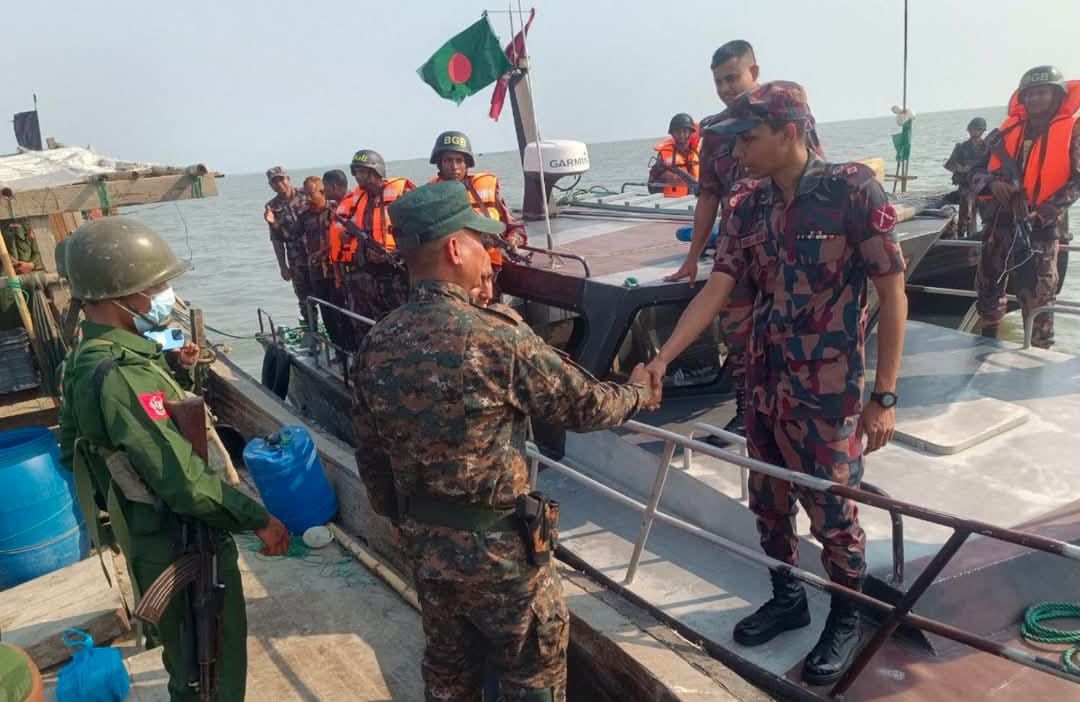 محادثات أمنية بين بنغلادش وميليشيات أراكان في تكناف لاحتواء التوترات على الحدود