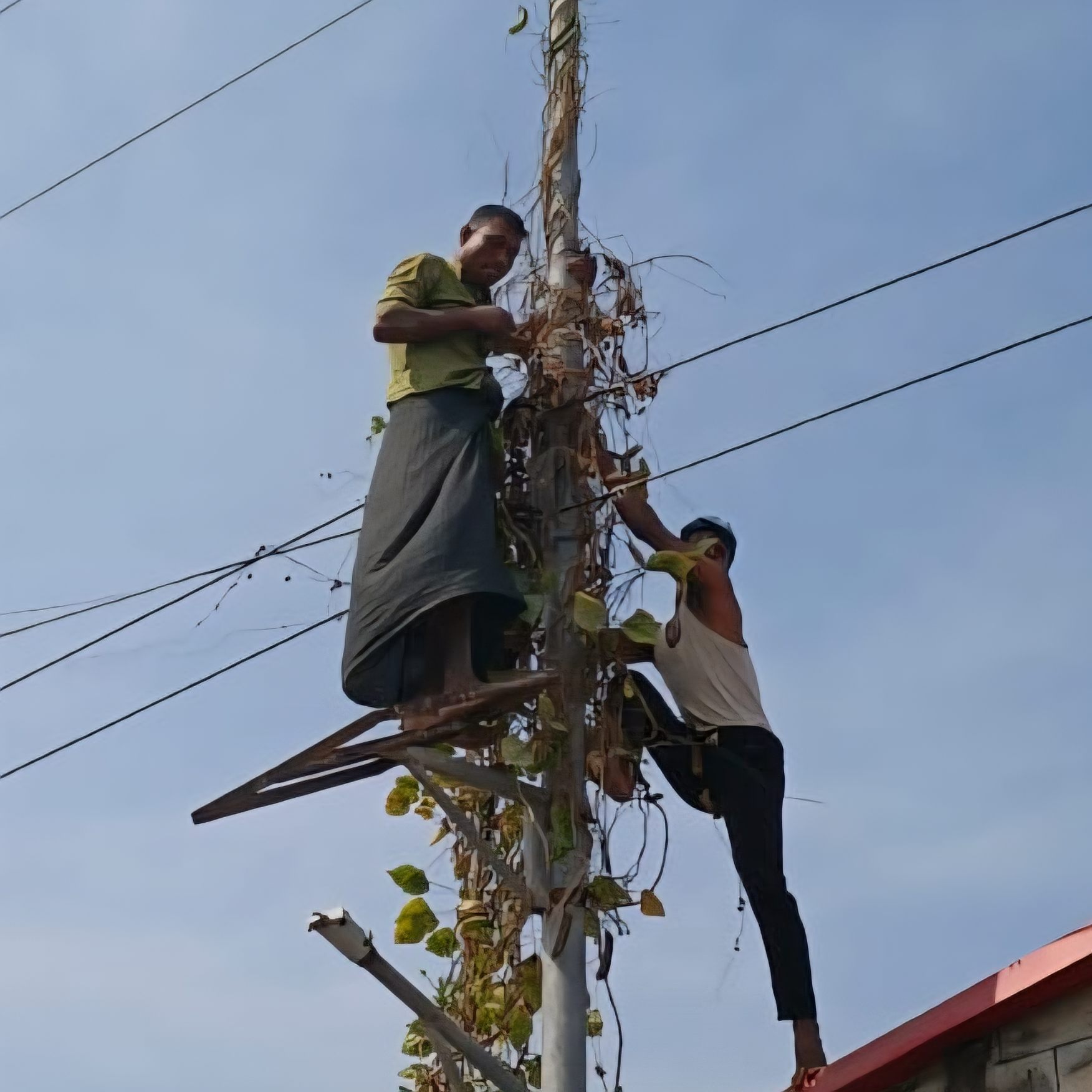 بنغلادش: وفاة طفل روهينجي إثر صعق كهربائي في جزيرة بهاسان تشار