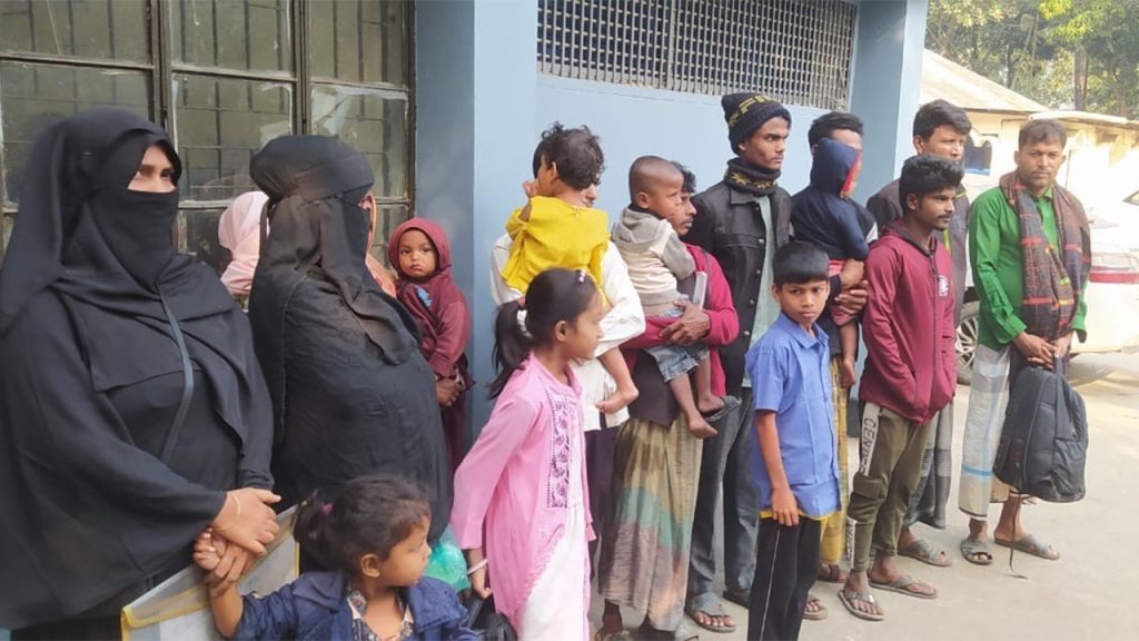 اعتقال 45 من الروهينجا في حملة أمنية مشتركة بمنطقة "شاتوغرام" في بنغلادش