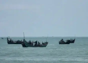 إحباط محاولة فرار 37 روهنجيا من جزيرة بهاسان شار (الشرطة البنغالية) 6 إحباط محاولة فرار 37 روهنجيا من جزيرة بهاسان شار (الشرطة البنغالية)