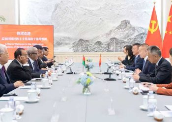 جانب من لقاء وفد حزب بنغلاديش القومي ونائب الرئيس الصيني في بكين (صورة: BNP)