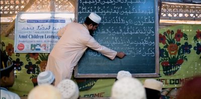 مجلس التعليم الروهينجي.. حروف تحافظ على الهوية