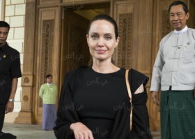 صورة - أنجلينا جولي تزور بورما