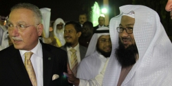 معروف: أوغلو أوصاني بوصية قبل سفره إلى ميانمار .. فلا نخذله