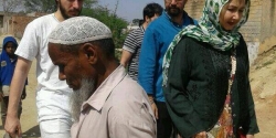 وفد إيراني يزور اللاجئين الروهنجيين في الهند